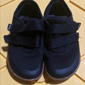 WHITIN Black Kids Sneakers